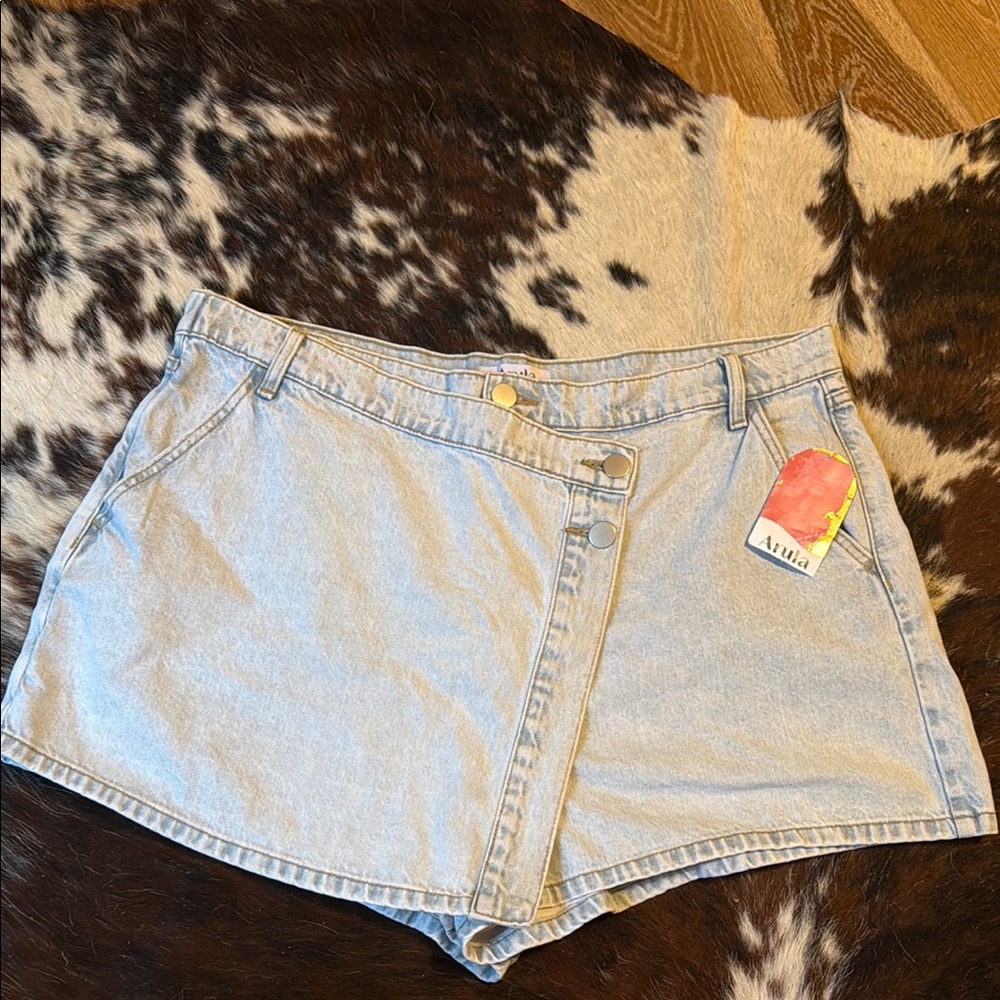 ARULA Light Wash Denim Skort